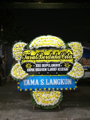 Papan Bunga Duka di Poboya